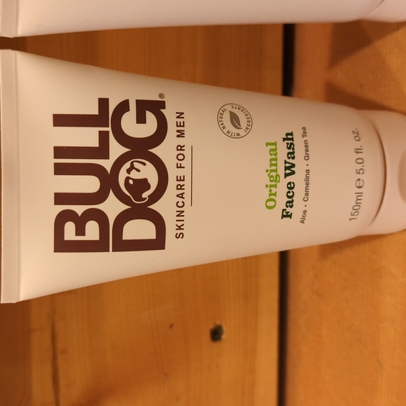 2 Bulldog Face Wash - Picture 2 of 3